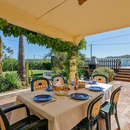 Сasa de vacaciones Spacious 3 Bed In National Park Near *