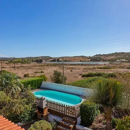 Spacious 3 Bed In National Park Near Vakantiehuis *